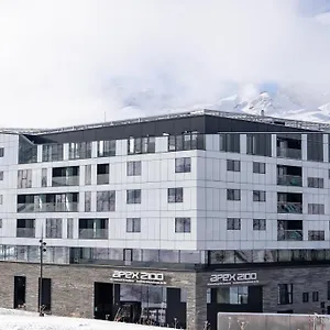 Apex2100 International Ski Academy Hotel