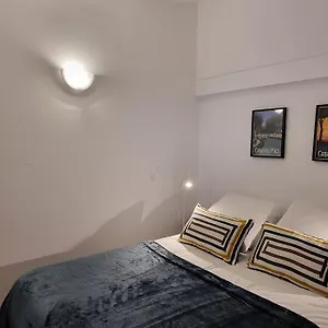 https://t2-charmant-hypercentre-quai-de-garonne-wifi.midi-pyreneeshotels.com